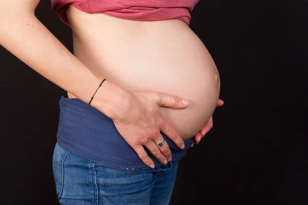 Mujer embarazada. — Foto de Stock