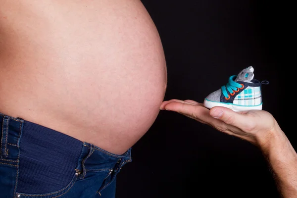 Mooie zwangere vrouw — Stockfoto