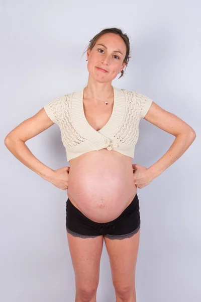 Dus zwangere vrouw — Stockfoto