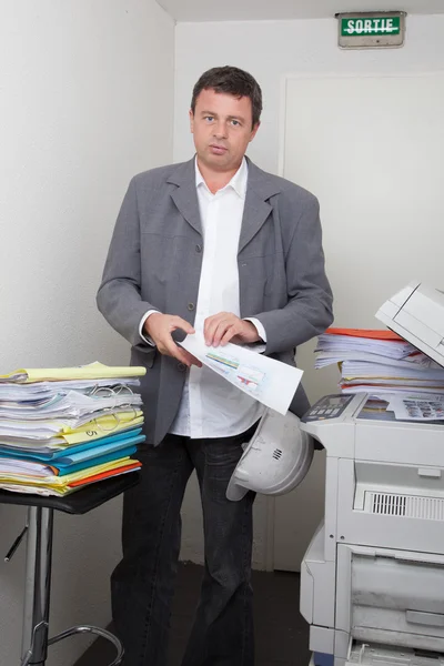 Hombre en el trabajo — Foto de Stock