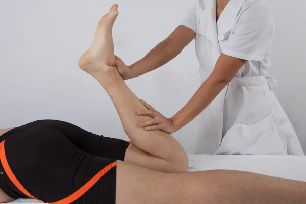 Massage och idrott — Stockfoto