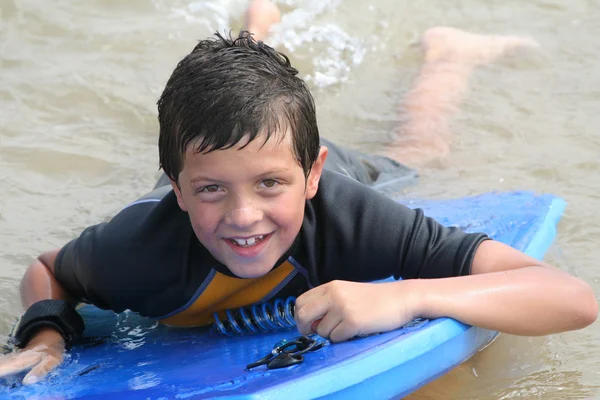 Surf niño en el mar —  Fotos de Stock