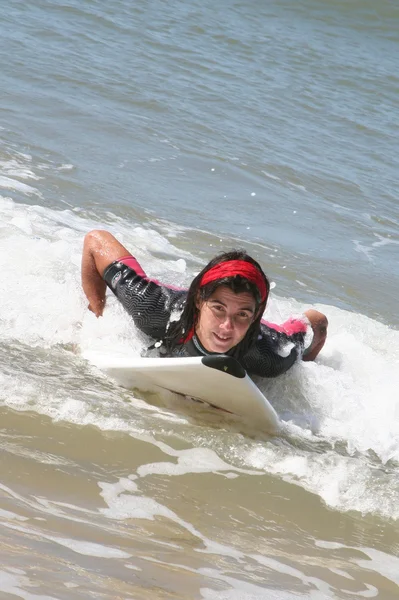 Lovely surf girl — Stock Photo, Image