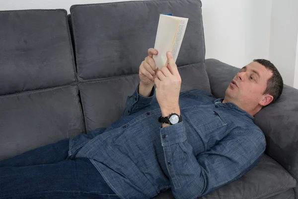 Relaxing man — Stock Photo, Image