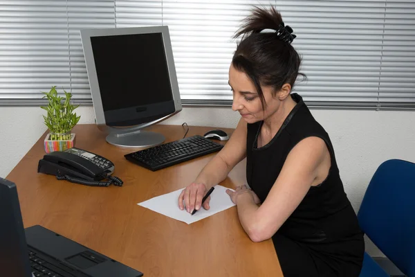 Mulher no trabalho — Fotografia de Stock