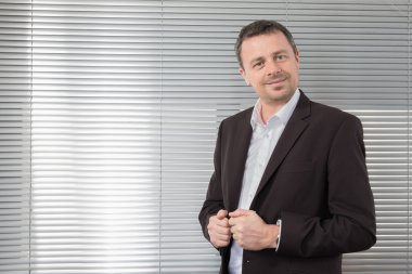 iş yerinde iş adamı