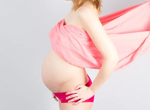 Bella pancia di una bella donna incinta — Foto Stock