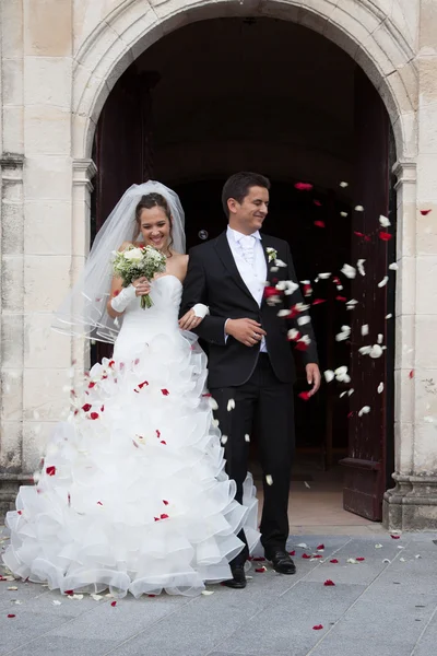 Feliz pareja recién casada — Foto de Stock