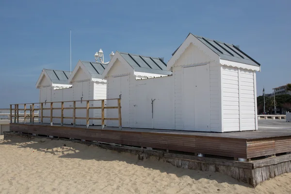 Zobacz w domki na plaży — Zdjęcie stockowe