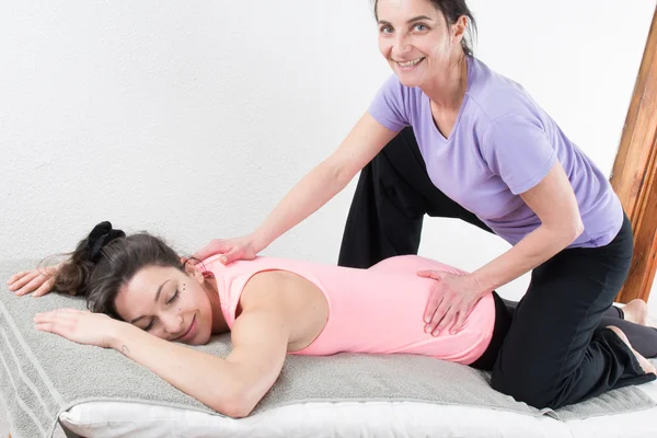 Shiatsu massage — Stock Photo, Image