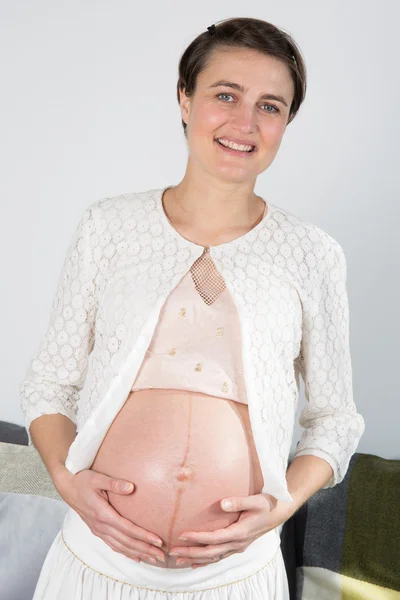 En gravid kvinna — Stockfoto