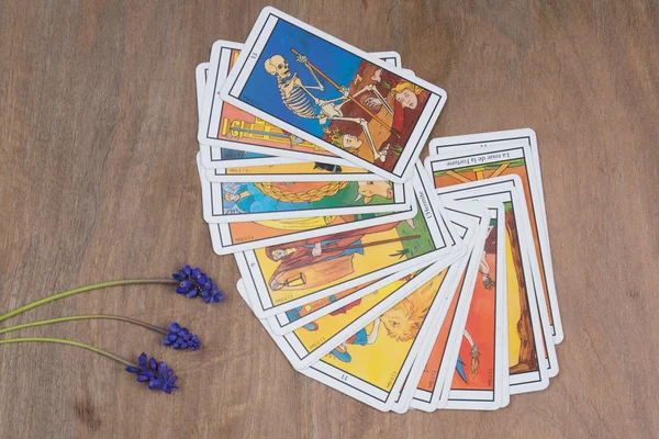 Tarjetas de adivinación tarot — Foto de Stock