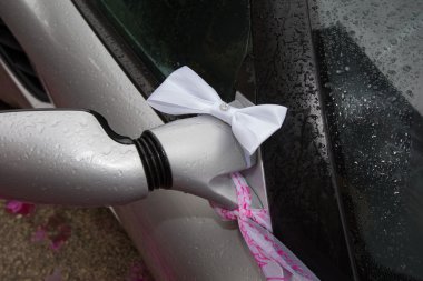 Araba için orijinal düğün dekorasyon