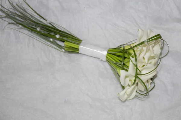 칼라 백합 결혼식 꽃다발 — 스톡 사진