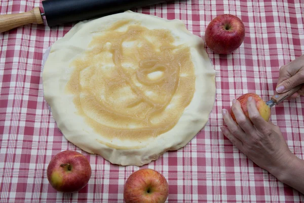 Hjemmelavet æbletærte - Stock-foto