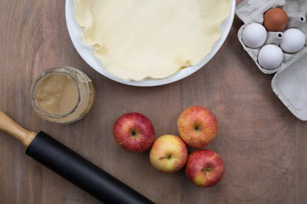 Zelfgemaakte appeltaart — Stockfoto