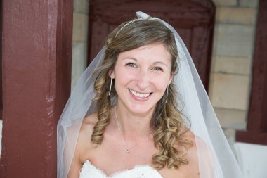 Güzel ve sevimli sarı gelin