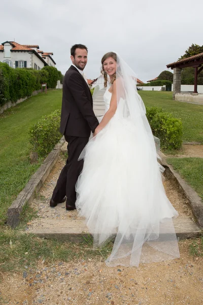 Newlywed charming couple — Stock Photo, Image