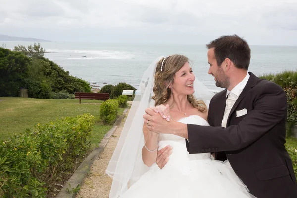 Newlywed charming couple — Stock Photo, Image