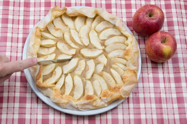 Apple pie and apples. — Stock Photo, Image