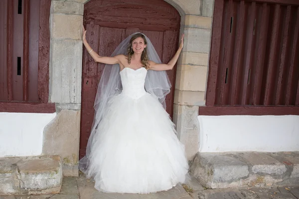 Beautiful and lovely blond bride — Stock Photo, Image