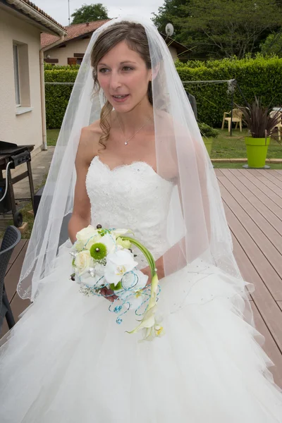 Charming and beautiful bride happy to be there — Stock Photo, Image