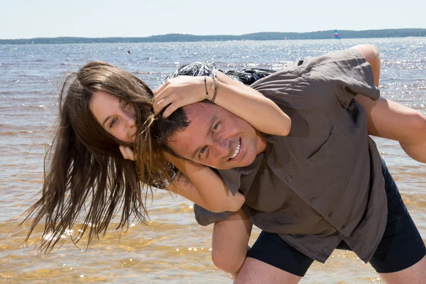 Padre e sua figlia adolescente , — Foto Stock