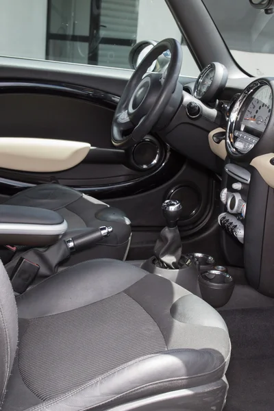 Moderne auto-interieur — Stockfoto