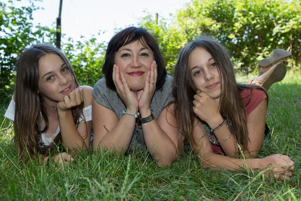 Familia feliz — Foto de Stock