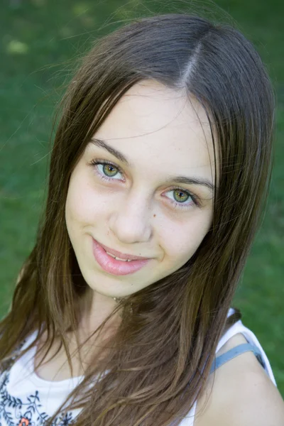 Pretty teen girl — Stock Photo, Image