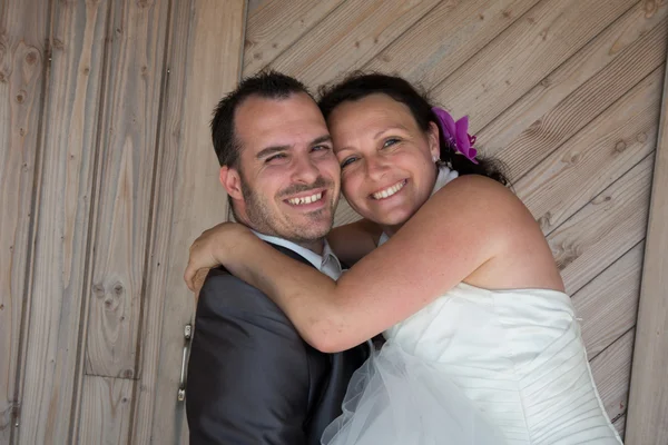 Lovely couple on the wedding day — Stock Photo, Image