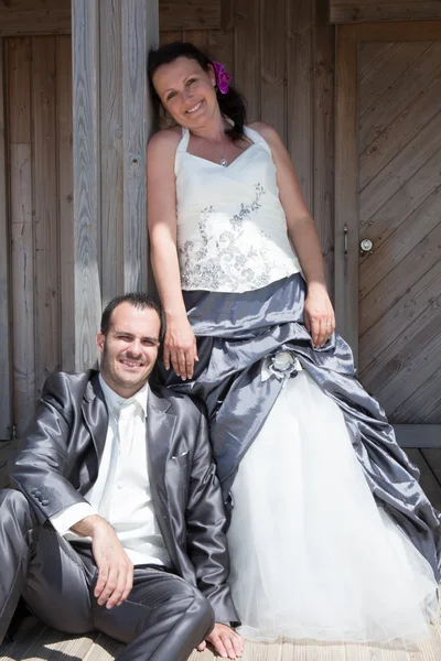 Preciosa pareja en el día de la boda — Foto de Stock