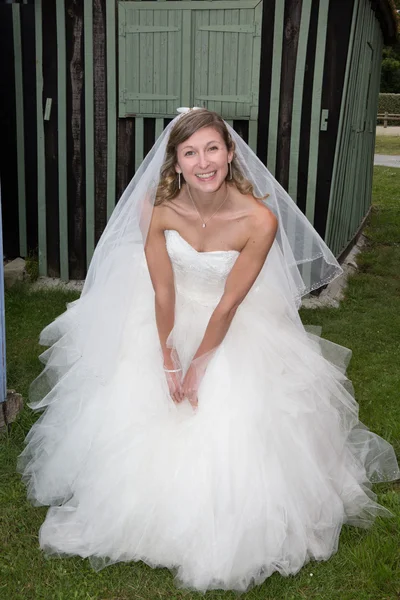 Chica de boda encantadora — Foto de Stock