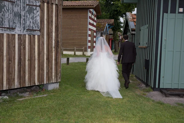 Happy and lovely married couple outside — Stock Photo, Image