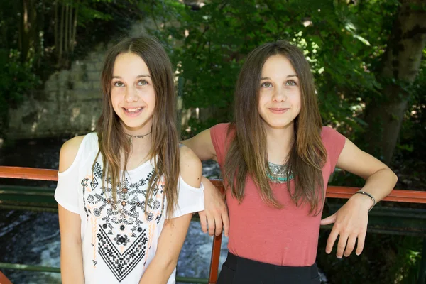 Two young girl, sisters — Stock Photo, Image