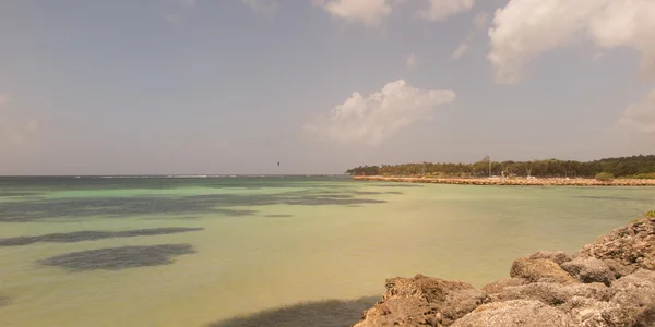 View of a clear waters of a tropical ocean — Stock Photo, Image