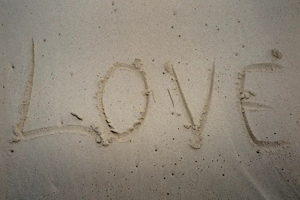 Kumlu plaj yazılı aşk — Stok fotoğraf