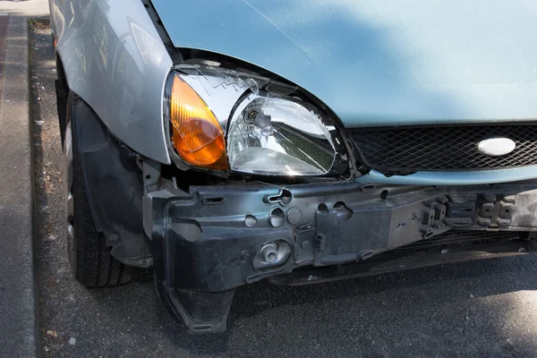 Beschadigde auto's na botsing — Stockfoto