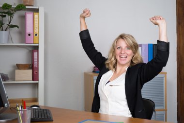 İş yerinde başarılı işkadını portre