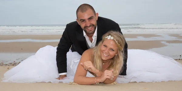 Pareja de boda enamorada — Foto de Stock