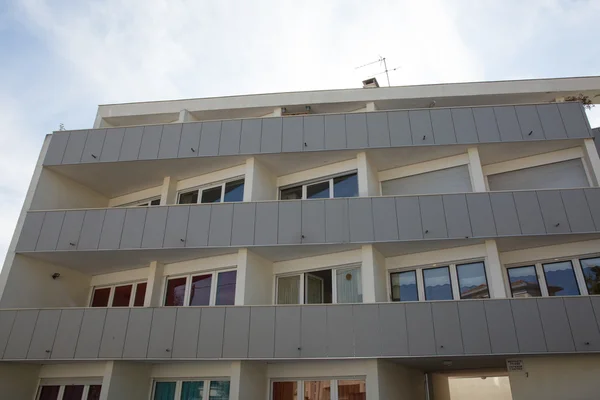 View of  newly built modern block of flats — Stock Photo, Image