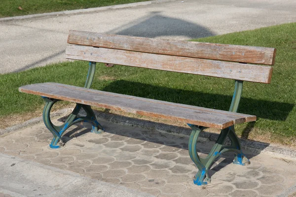 Bench with nobody — Stock Photo, Image
