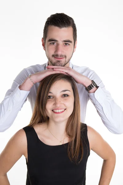 Porträt eines glücklichen Paares isoliert auf weißem Hintergrund. Mann und Frau verspielt. — Stockfoto