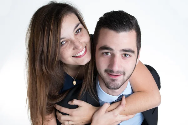 Casal amoroso bonito e feliz sorrindo - isolado — Fotografia de Stock