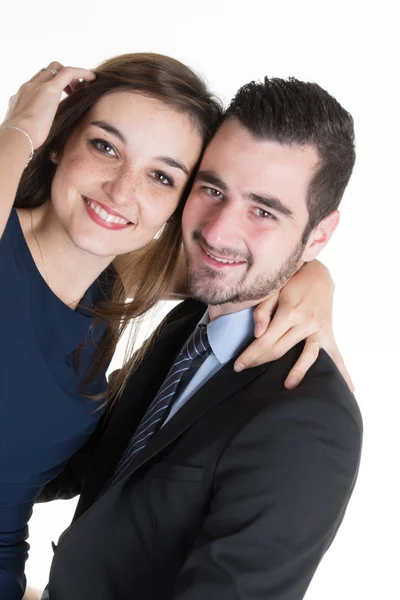 Feliz pareja sonriente enamorada. Aislado sobre fondo blanco. —  Fotos de Stock