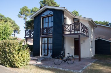 Güzel bir modern ev dış görünümü 