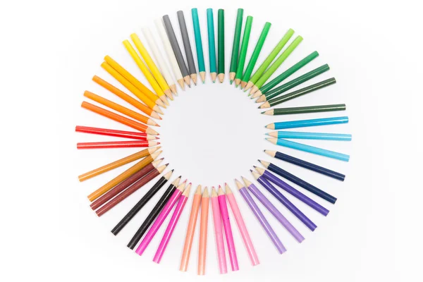Сонце з кольорових олівців як логотип. Ізольовані — стокове фото