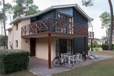 Güzel bir modern ev dış görünümü 