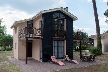 Güzel bir modern ev dış görünümü 
