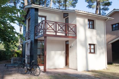 Güzel bir modern ev dış görünümü 